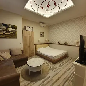 All In Ii. Appartement
