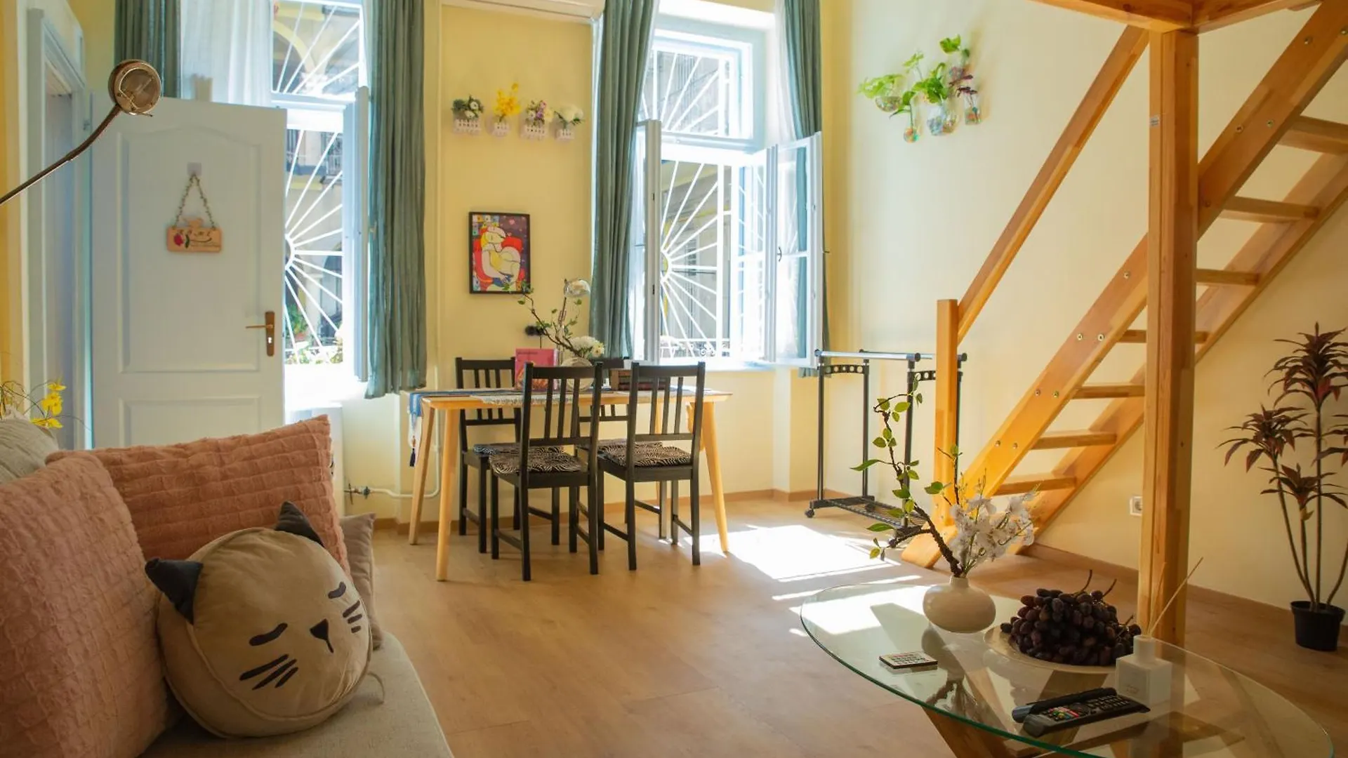 Sweet Spot-Next New York Cafe Apartment Budapest
